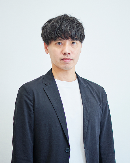 代表取締役社長 浅井 亮介